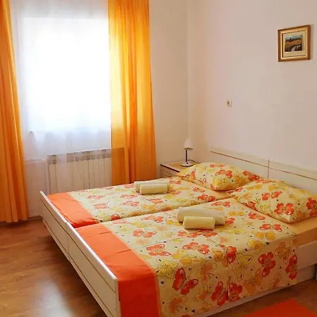 Justic Apartament *